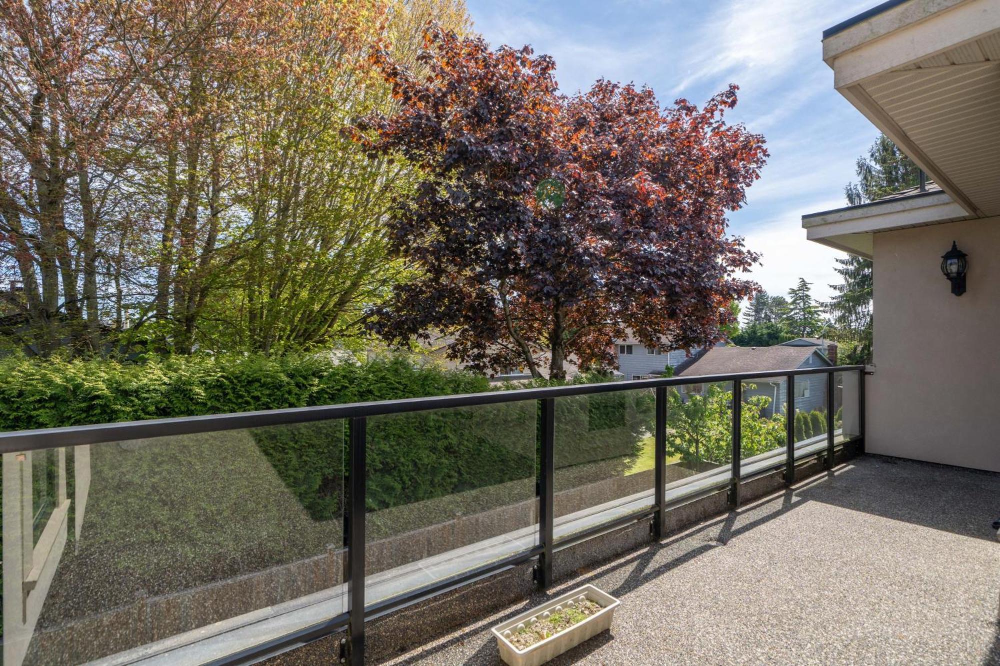 Vancouver Shangrila House 列治文 外观 照片